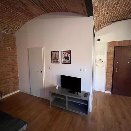 Loft Apartment By Letrent Жирардов Екстериор снимка